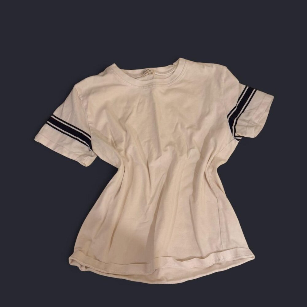 Brandy Melville Women's White T-shirt